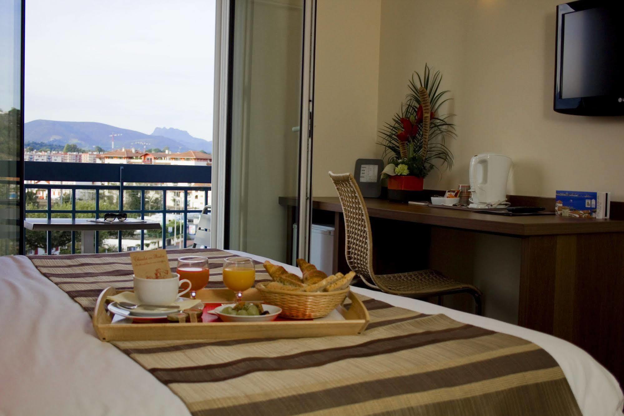 Hotel Le Relais Saint-Jacques מראה חיצוני תמונה